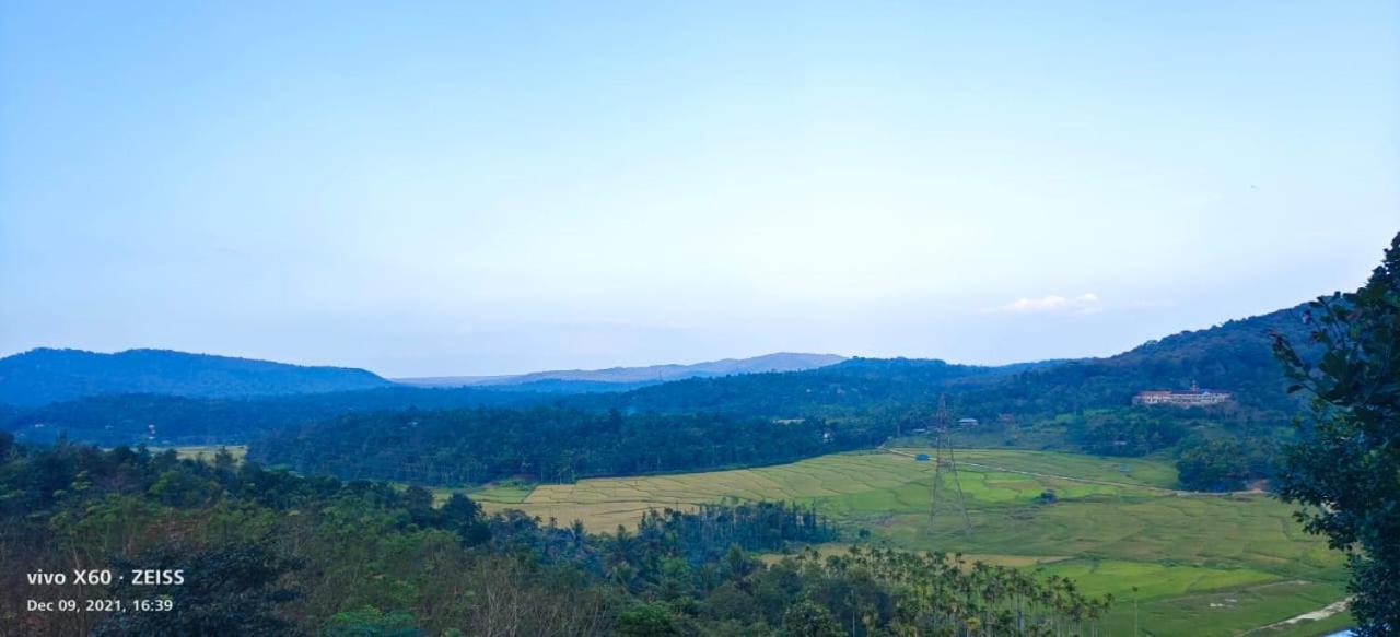 Angels Nest Home Stay 2 Acra Private Plantation Mountain Area Balconey Sunrice View Nearby Ngarhole Wild Life , Tholpetty Wild Life , Pakshipathalam Bird Santuary , Kuruva Island # Thirunelly & Thrissilery Temple Near By Secure Stay Wayanad Kerala Chegat Exterior photo